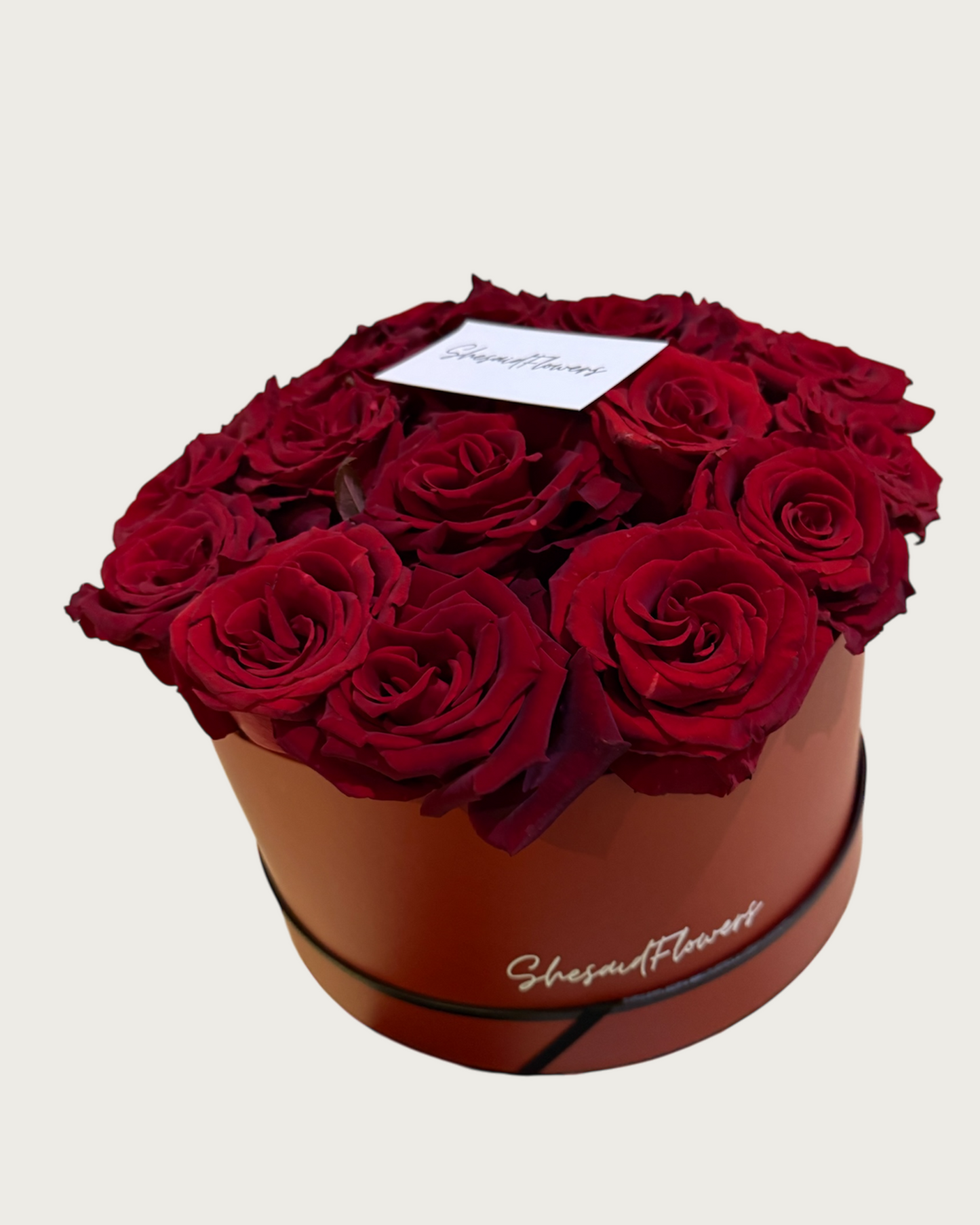 Boîte style Hermes circulaire XXL de roses rouges