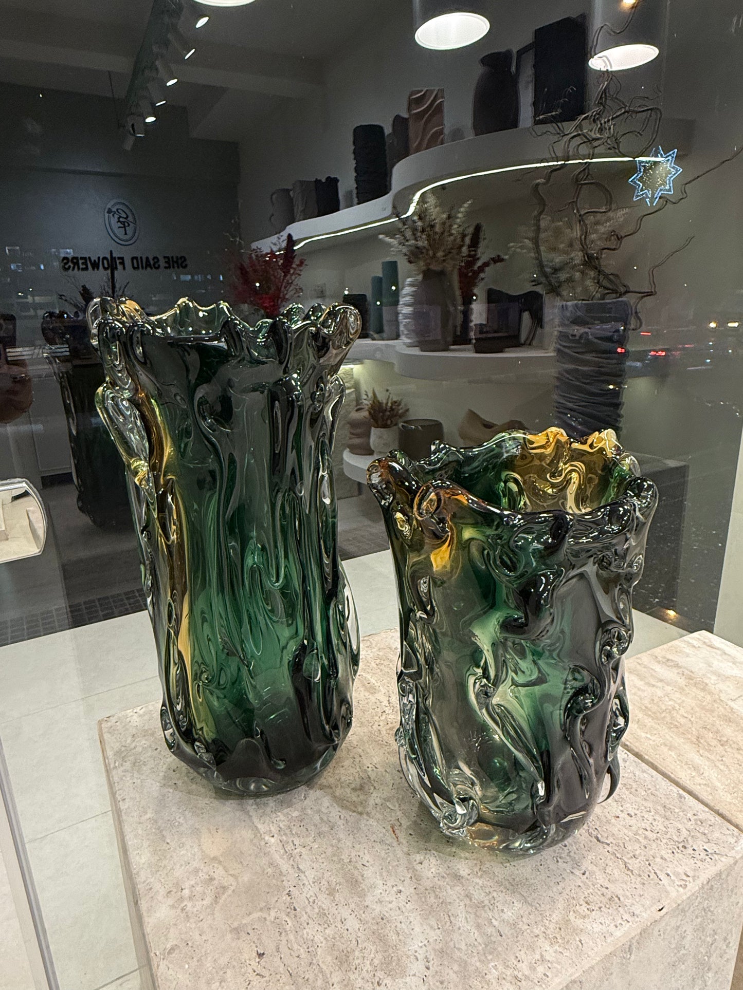 Duo Vases vert émeraude en verre soufflé