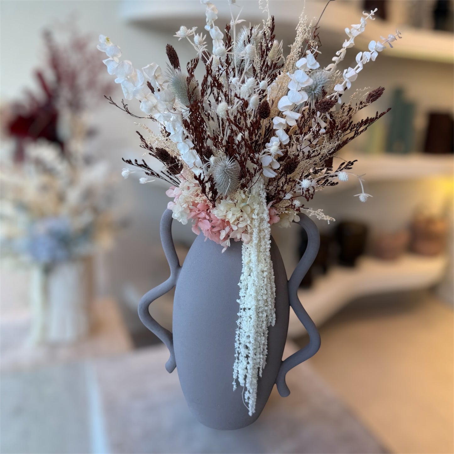 Création Florale Blanche et Beige