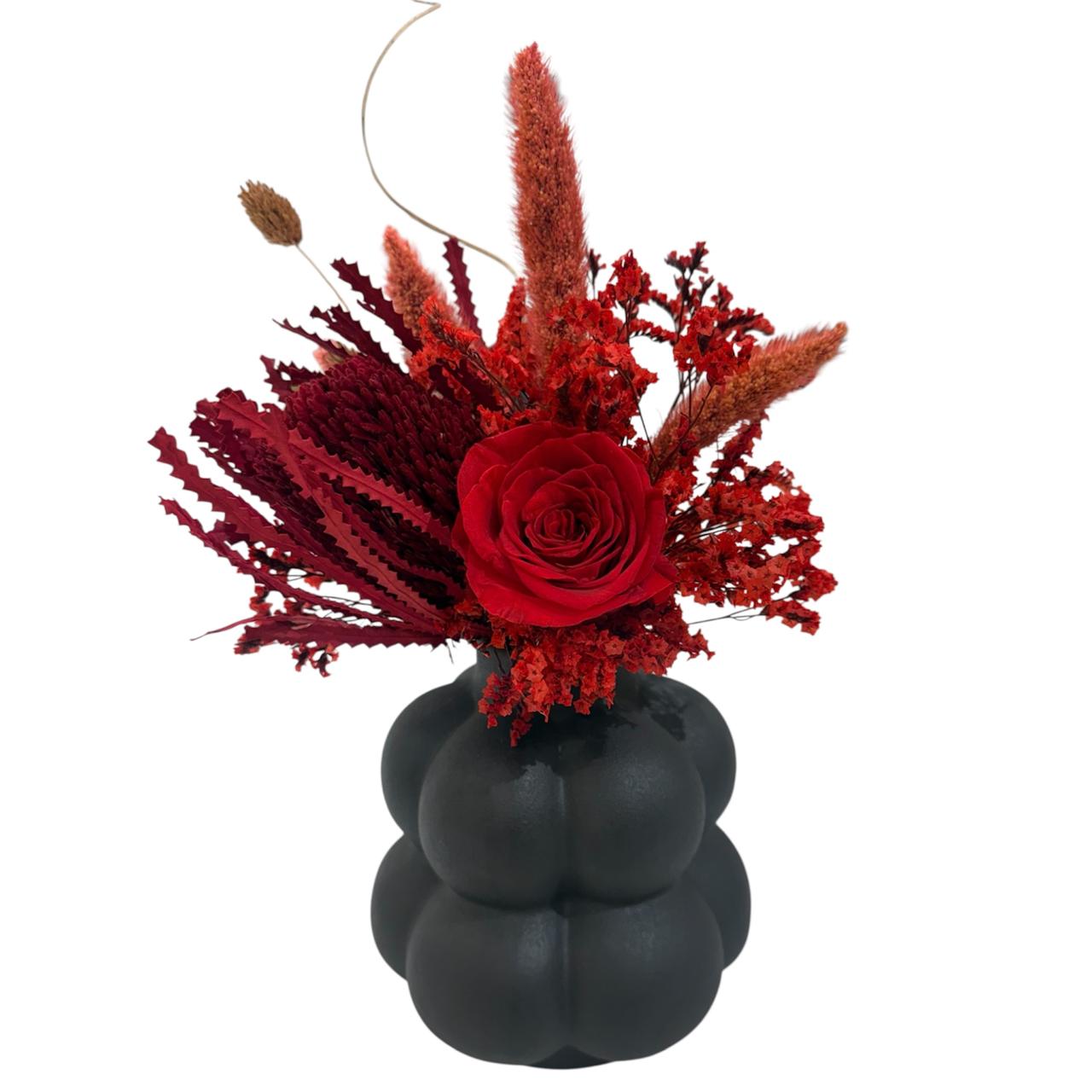 Composition éternelle sur vase